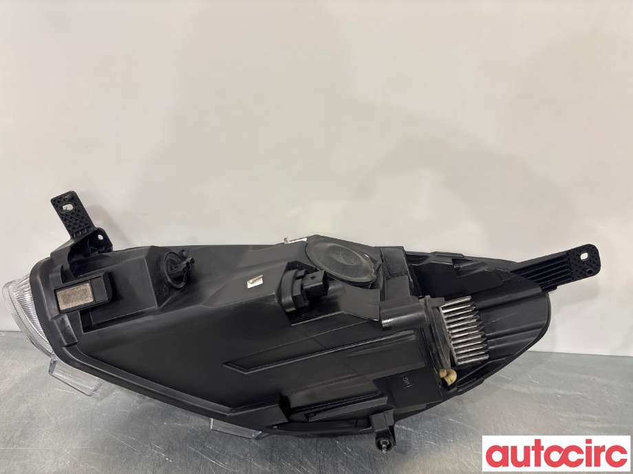 Frontlykt høyre halogen til Ford Fiesta 2017-->> (Type VII)  (FORD|2547941||H1BB-13100-CJ)