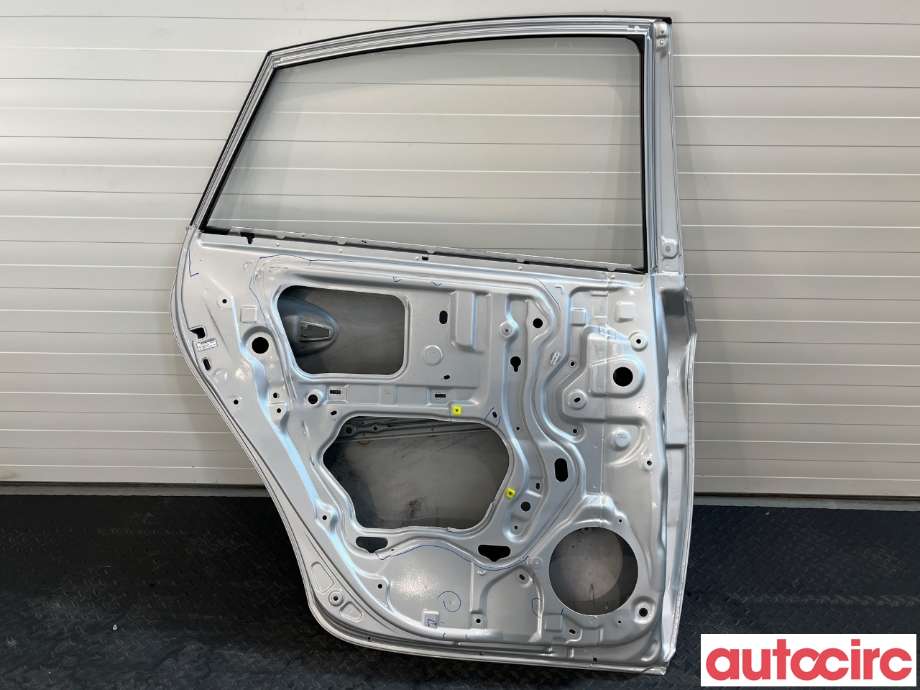 Dør venstre bak til Toyota Prius 2009-2016 (Type III) (COMBI) (COMBI) (TOYOTA|6700447080)