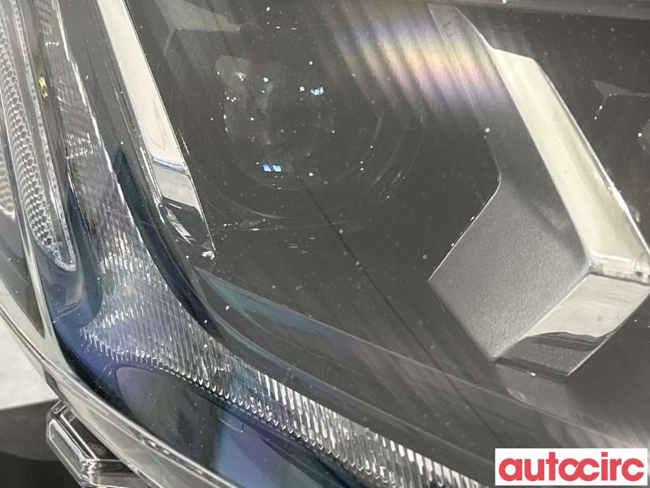 Frontlykt høyre halogen til Mitsubishi Outlander 2015-->> (Type III, Fase 2) (MITSUBISHI|8301D464|)