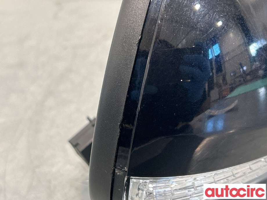 Diverse deler til VW Tiguan 2011-2016 (Type I, Fase 2)  (VOLKSWAGEN|5N1857508S|5N1857502BE)