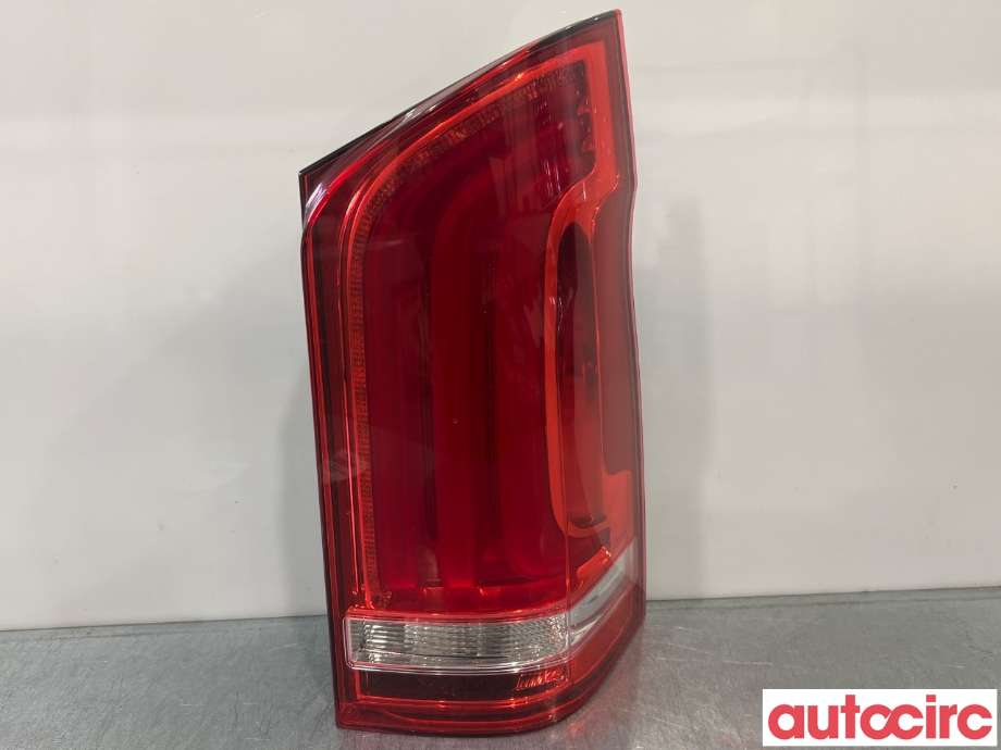 Baklykt høyre til Mercedes Vito, 2014-->> (W447) (W447) (MERCEDES|A4478200664)