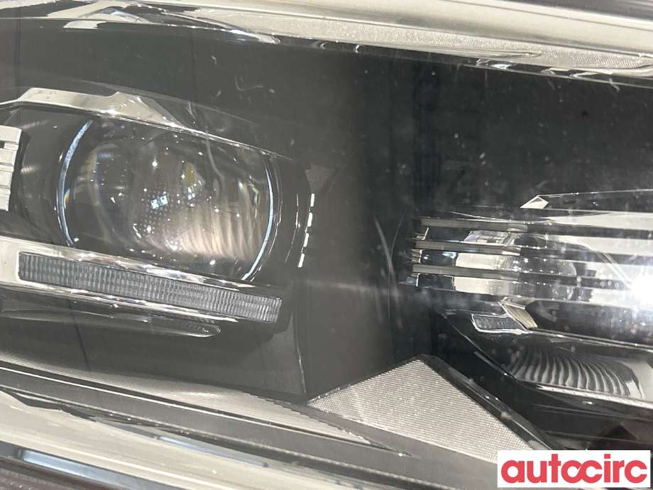 Frontlykt høyre halogen til VW Transporter / Caravelle 2015-2019 (T6) (T6) (VOLKSWAGEN|7E1941774|7E1941036)