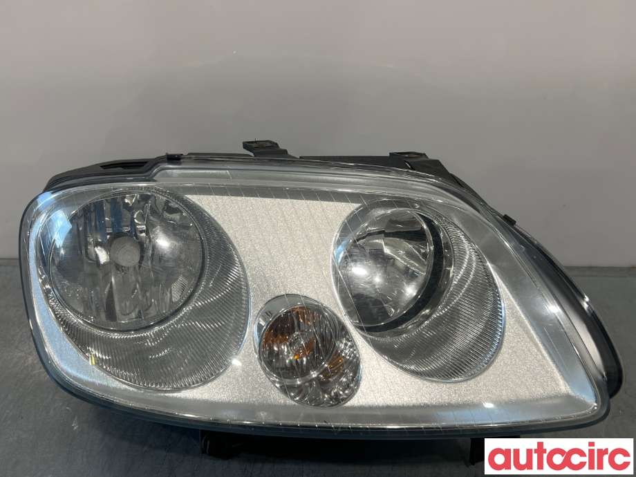 Frontlykt høyre halogen til VW Caddy 2004-2010 (Type III, Fase 1) (VOLKSWAGEN|2K0941006D|2K0941006B)