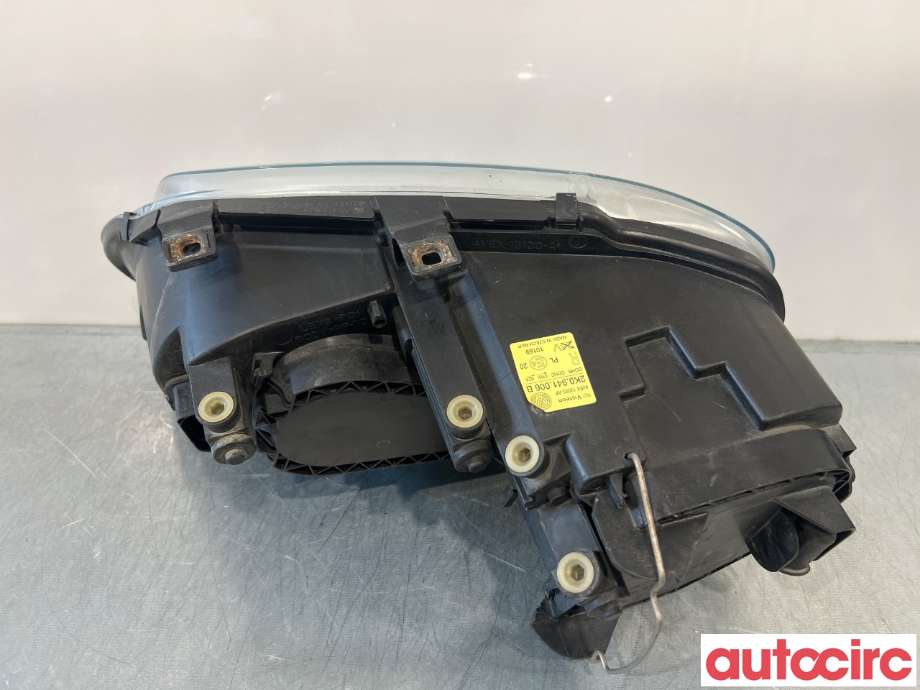 Frontlykt høyre halogen til VW Caddy 2004-2010 (Type III, Fase 1) (VOLKSWAGEN|2K0941006D|2K0941006B)