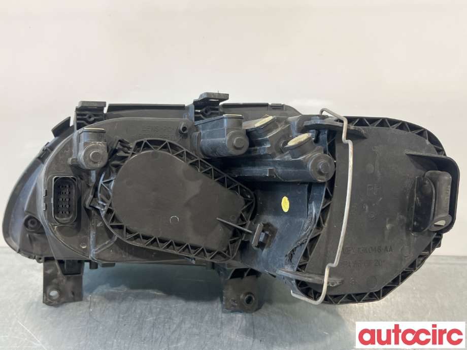 Frontlykt høyre halogen til VW Caddy 2004-2010 (Type III, Fase 1) (VOLKSWAGEN|2K0941006D|2K0941006B)