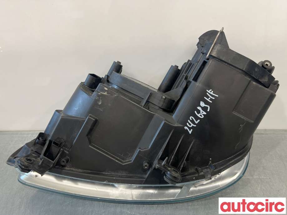 Frontlykt høyre halogen til VW Caddy 2004-2010 (Type III, Fase 1) (VOLKSWAGEN|2K0941006D|2K0941006B)