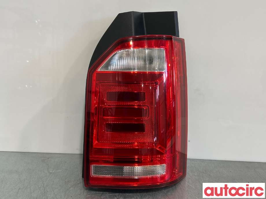 Baklykt høyre til VW Transporter / Caravelle 2015-2019 (T6) (T6) (VOLKSWAGEN|7E0945208E|202883-02)