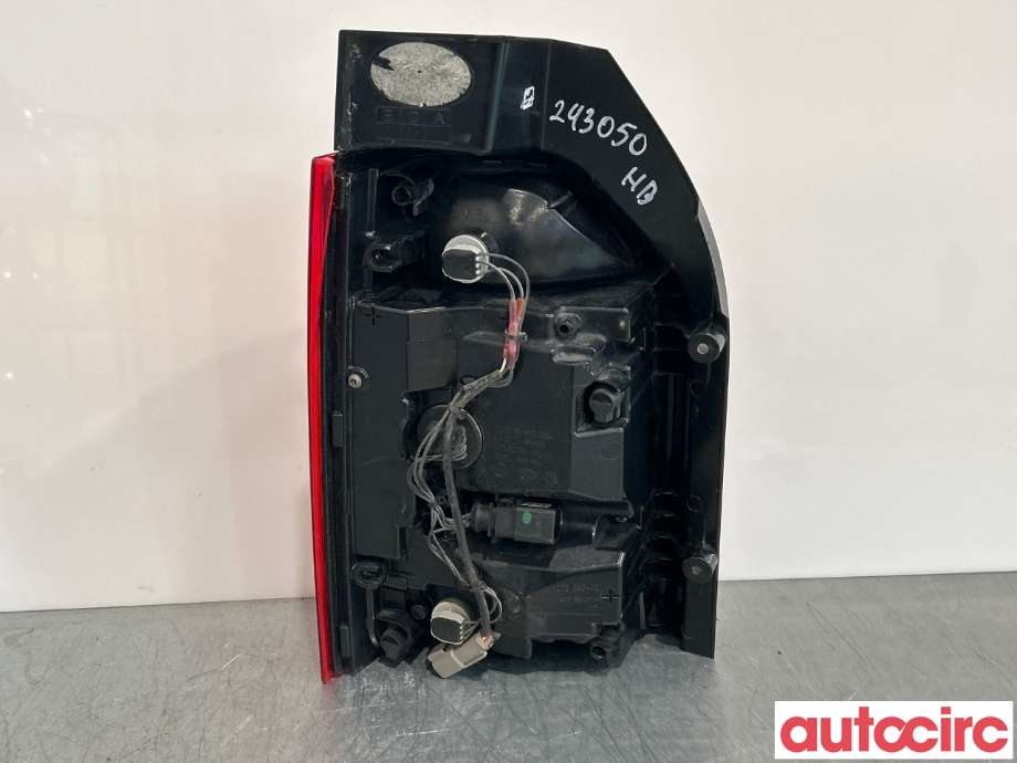 Baklykt høyre til VW Transporter / Caravelle 2015-2019 (T6) (T6) (VOLKSWAGEN|7E0945208E|202883-02)