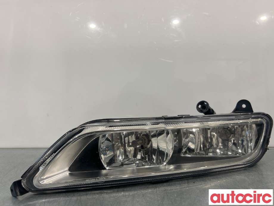 Tåkelykt høyre foran til VW Passat, 2011-2015 (B7) (B7) (VOLKSWAGEN|3AA941662D)
