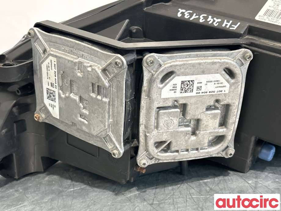Frontlykt høyre halogen til Peugeot 308 2013-2021 (Type II)  (PEUGEOT|1618000580|9677832380|9677832380-01)