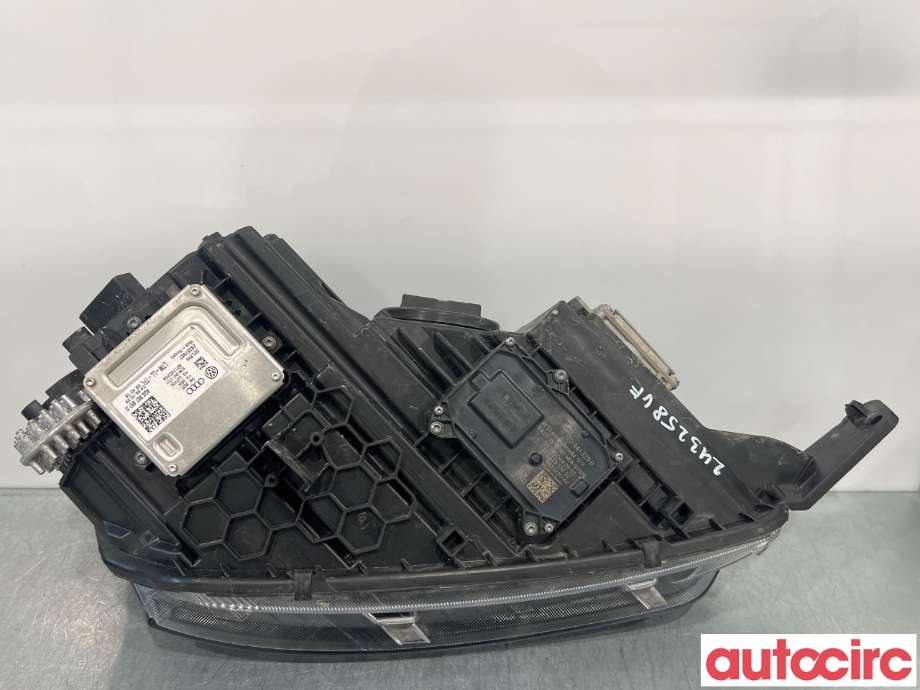 Frontlykt venstre halogen til Škoda Yeti 2014-2017 (Fase 2) (SKODA|5L1941017D|5L1941015C)