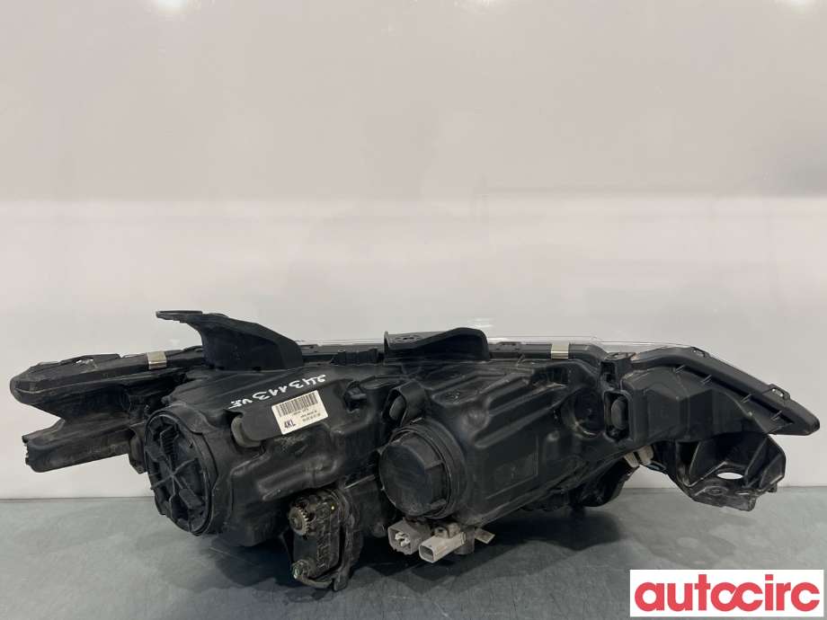 Frontlykt venstre halogen til Mitsubishi Outlander 2015-->> (Type III, Fase 2)  (MITSUBISHI|8301C863|)