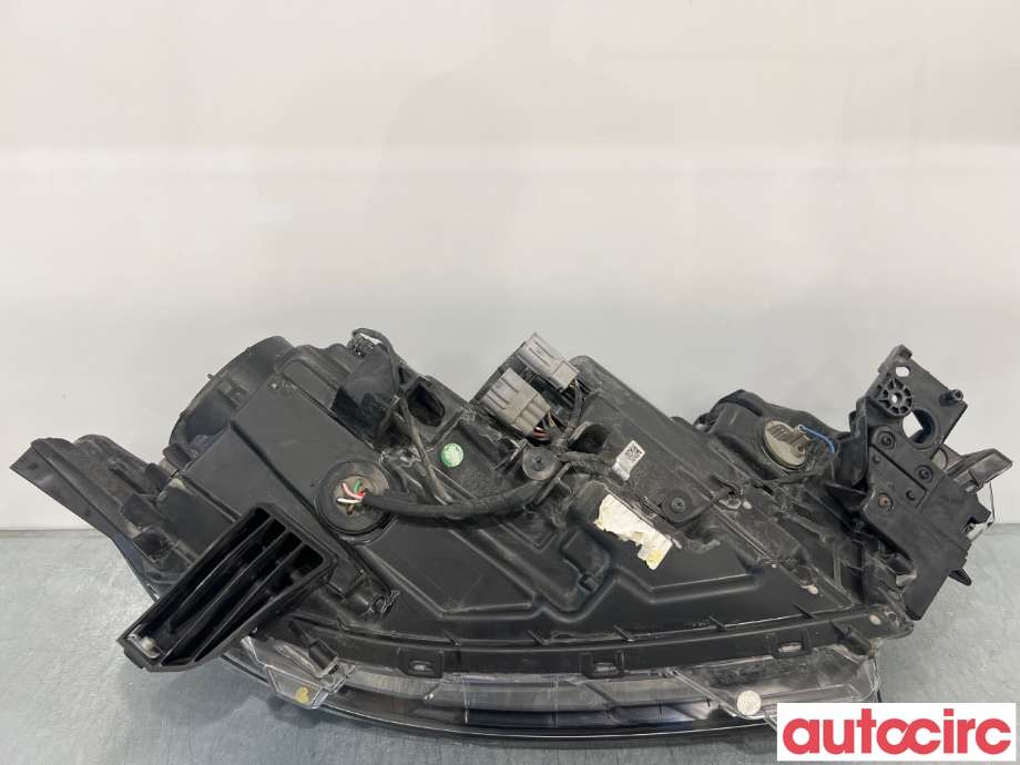 Frontlykt venstre halogen til Mitsubishi Outlander 2015-->> (Type III, Fase 2)  (MITSUBISHI|8301C863|)