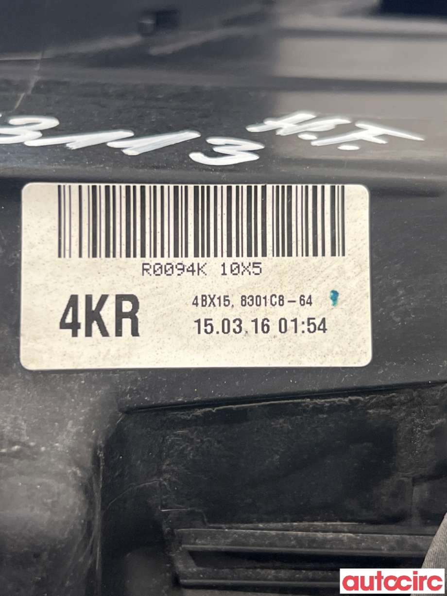 Frontlykt høyre halogen til Mitsubishi Outlander 2015-->> (Type III, Fase 2) (MITSUBISHI|8301C864|)