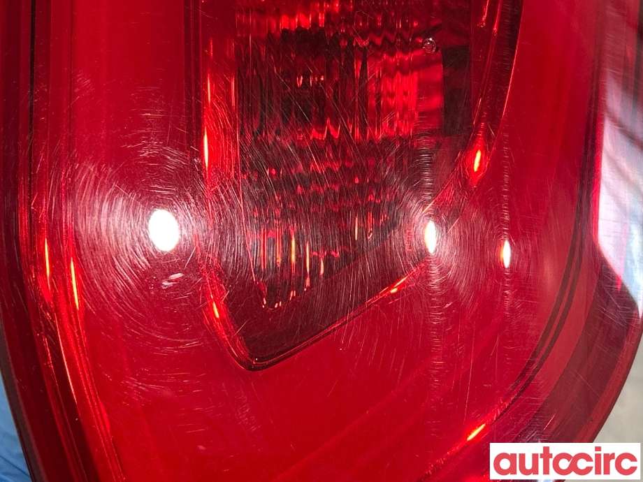 Baklykt venstre indre til Peugeot 308 2013-2021 (Type II)  (PEUGEOT|9678098080)