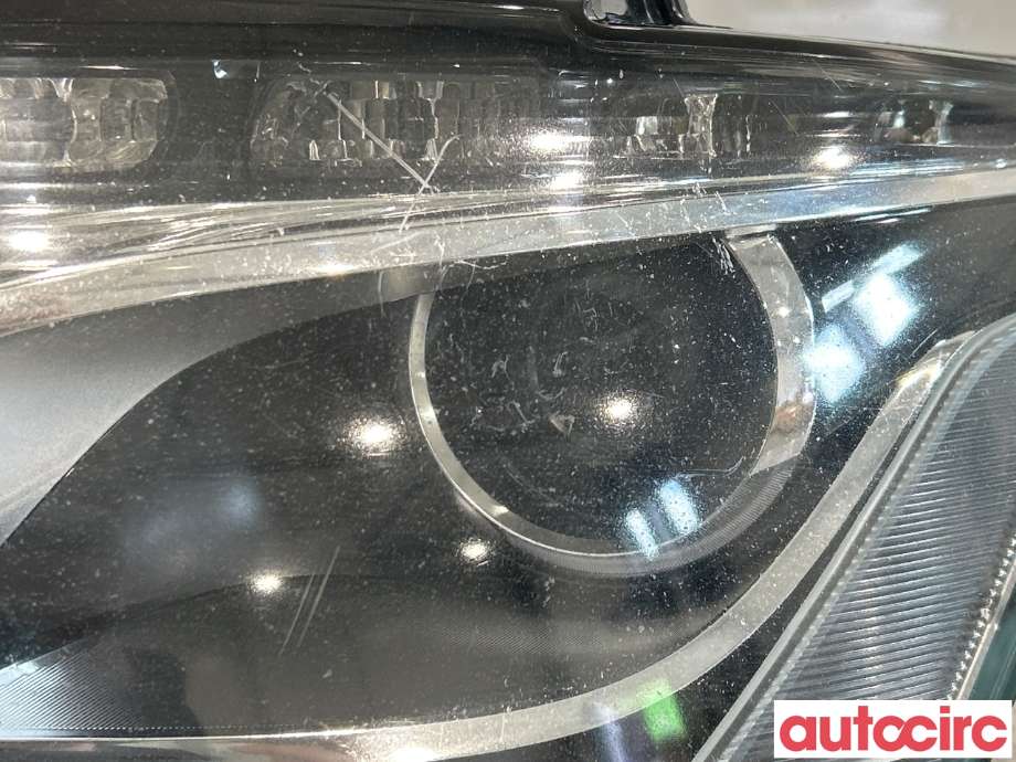 Frontlykt venstre xenon til Audi Q5 2008-2012 (Type I, Fase 1)  (AUDI|8R0998029J|8R0998029F|)