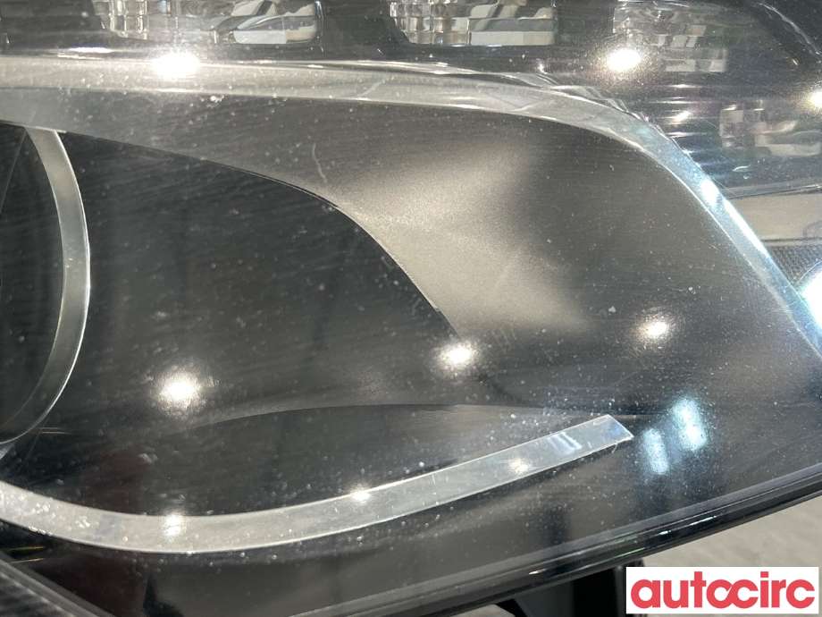Frontlykt høyre xenon til Audi Q5 2008-2012 (Type I, Fase 1)  (AUDI|8R0998030J|8R0998030F|8R0941030AF)