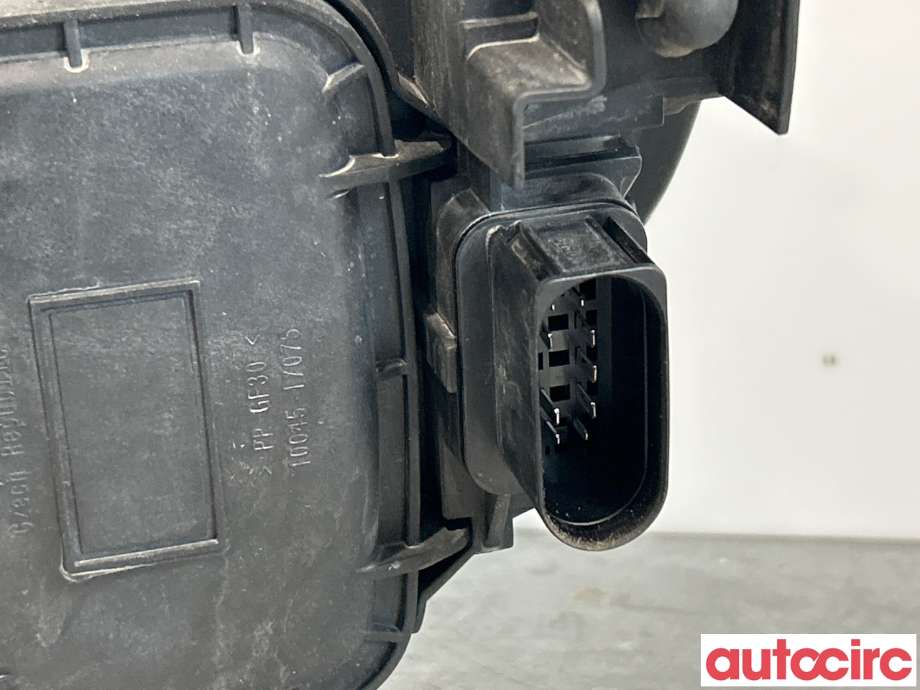 Frontlykt høyre xenon til Audi Q5 2008-2012 (Type I, Fase 1)  (AUDI|8R0998030J|8R0998030F|8R0941030AF)