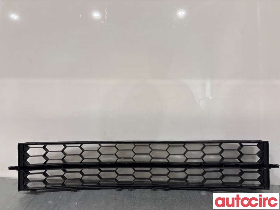 Grill midt til Škoda Octavia 2013-2016 (Type III, Fase 1)  (SKODA|5E0853677|)