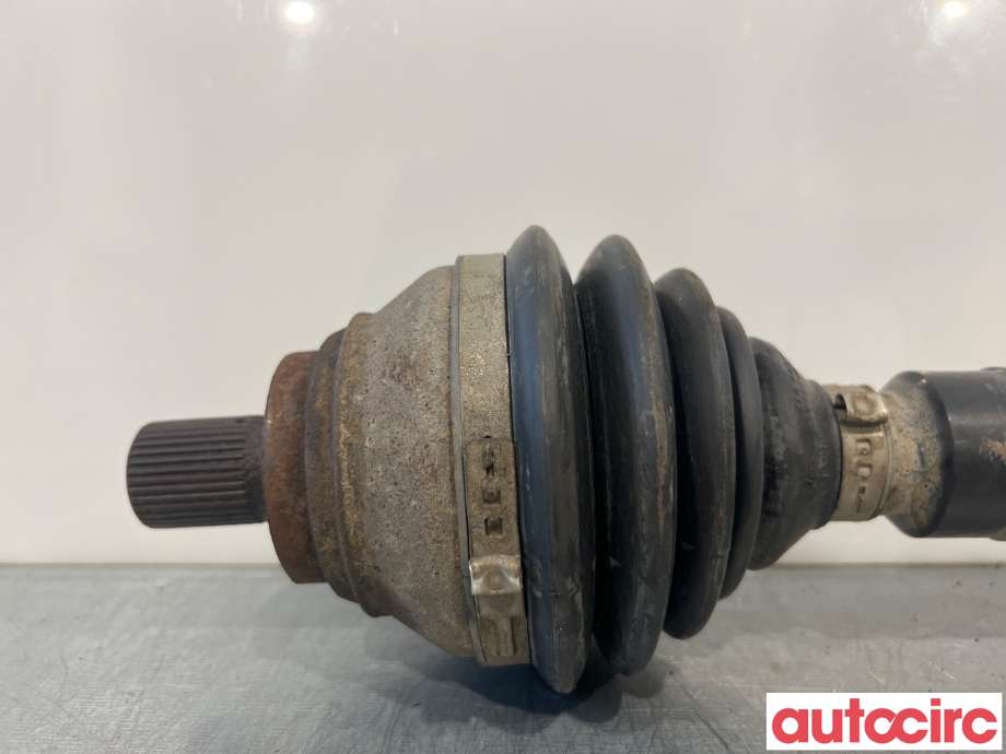 Drivaksel høyre foran til Audi A3 2009-2012 (Type II, Fase 2)  (AUDI|1K0407272CR||1K0407272JF)