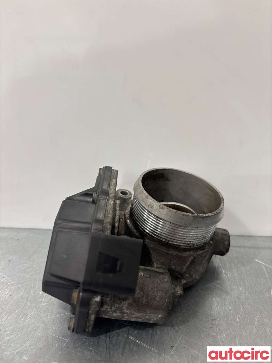 Spjeldhus til VW Transporter / Caravelle 2009-2015 (Fase 2) (T5) (T5) (VOLKSWAGEN|076128063A|A2C53249826)
