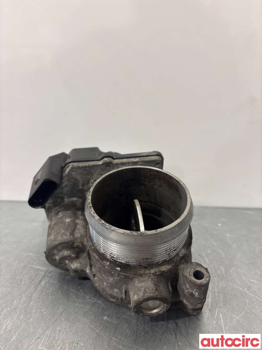 Spjeldhus til VW Transporter / Caravelle 2009-2015 (Fase 2) (T5) (T5) (VOLKSWAGEN|076128063A|A2C53249826)