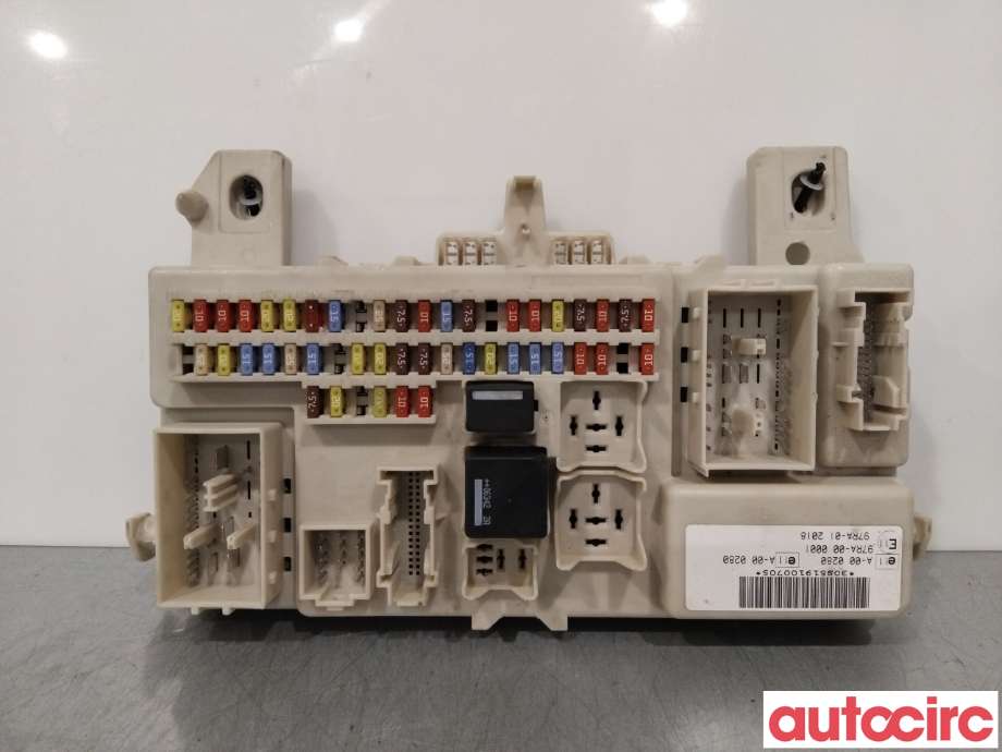 Sikringsboks til Ford Focus, 2004-2007 (Type II, Fase 1) (FORD|2027109)