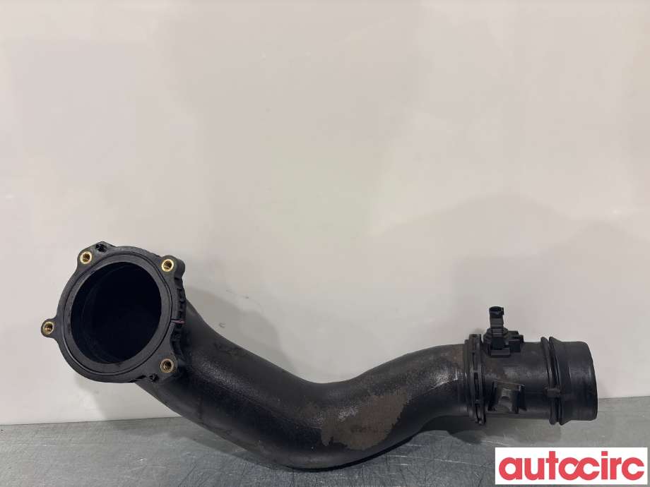 Turbo rør til Mercedes E-Klasse 2009-2013 (Fase 1) (W212) (W212) (MERCEDES|A6510900242|)