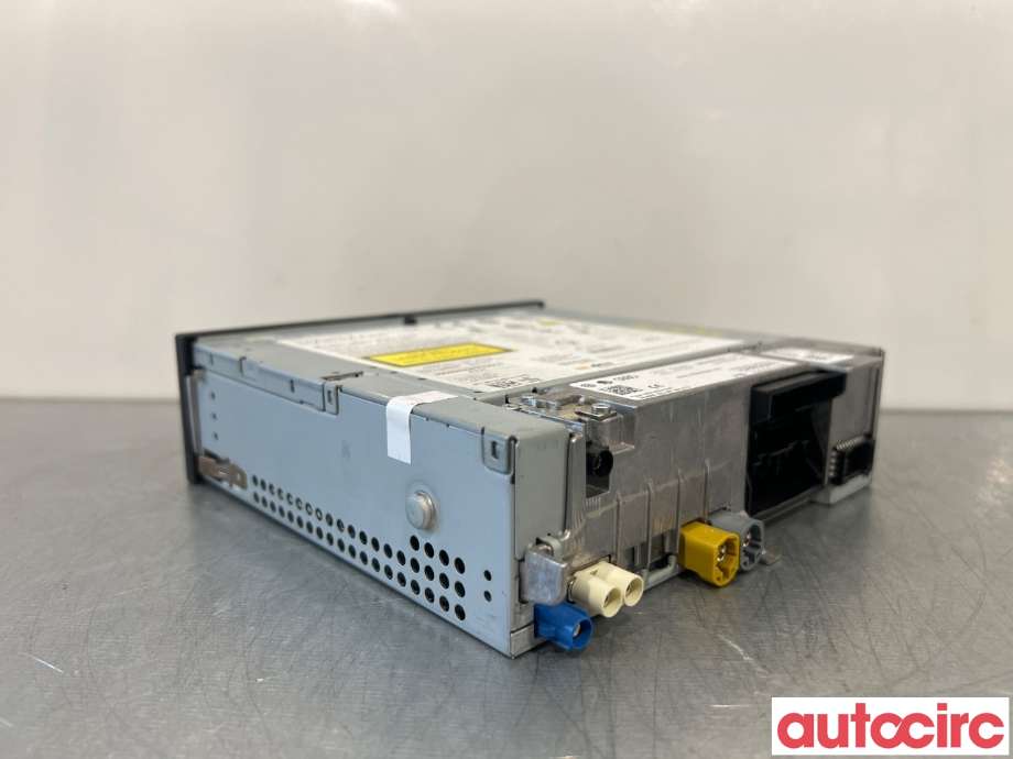 Bilstereo navigasjon til VW e-Golf 2014-2017 (Fase 1)  (VOLKSWAGEN|3G0035020C|HBA682)