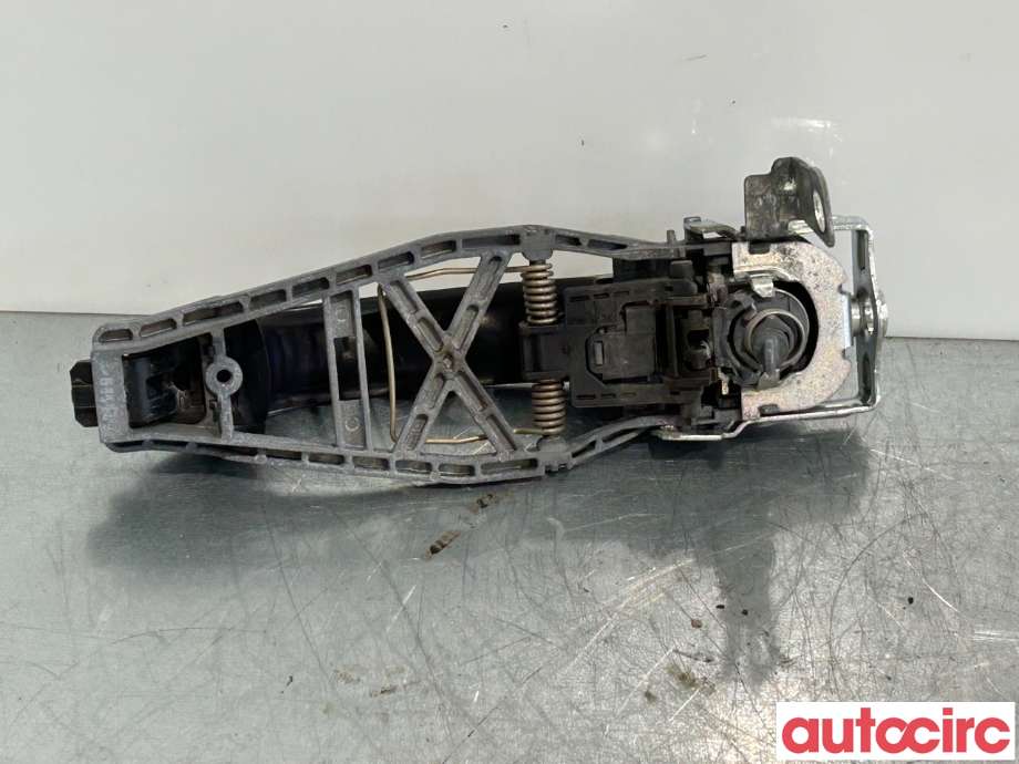 Dørhåndtak utv venstre foran til VW Transporter / Caravelle 2019-->> (T6.1) (T6.1) (VOLKSWAGEN|7H0837205D|7E0837885C|)