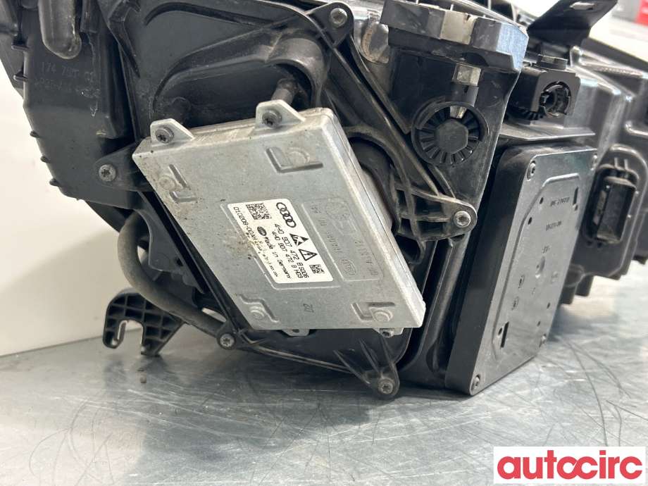 Frontlykt venstre halogen til Audi A6 2011-2014 (Type IV, Fase 1) (C7) (C7) (AUDI|4G0941773N|4G0941773C|4G0941033C)