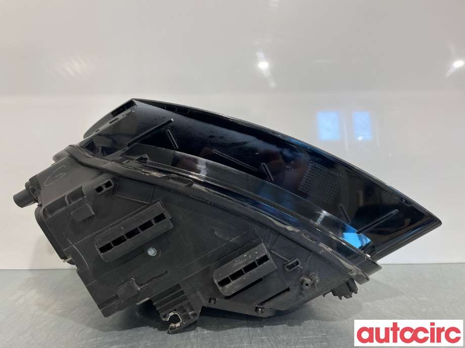 Frontlykt høyre xenon til Audi Q5 2008-2012 (Type I, Fase 1)  (AUDI|8R0941030AJ|)