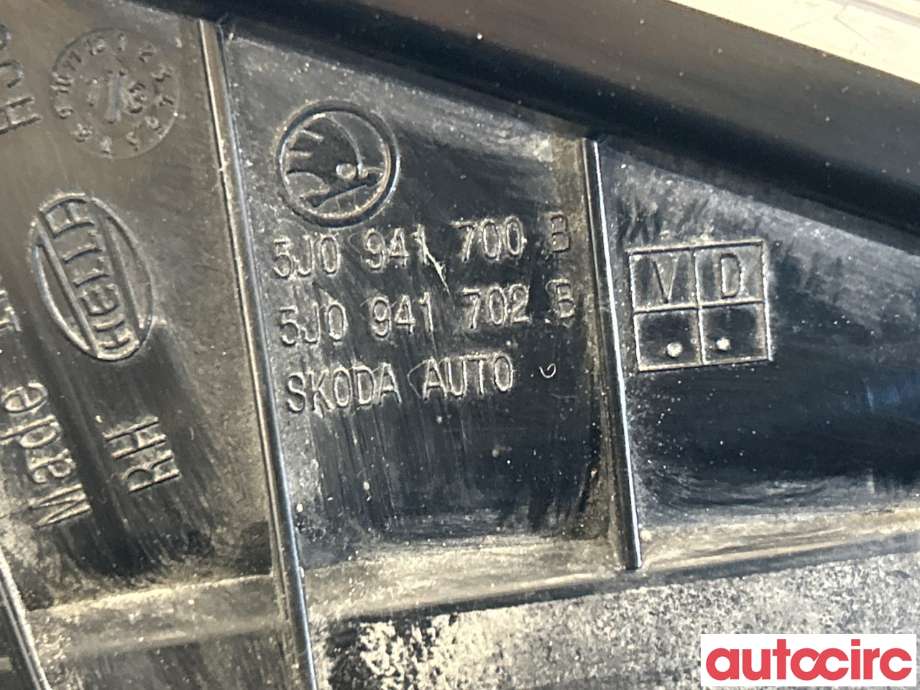 Tåkelykt høyre foran til Škoda Fabia 2010-2014 (Type II, Fase 2)  (SKODA||5J0941702B)