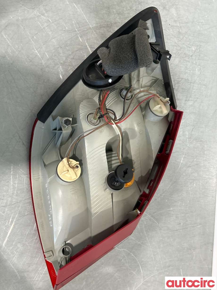 Baklykt høyre til Škoda Fabia 2010-2014 (Type II, Fase 2)  (SKODA|5J6945112|5J6945112A)
