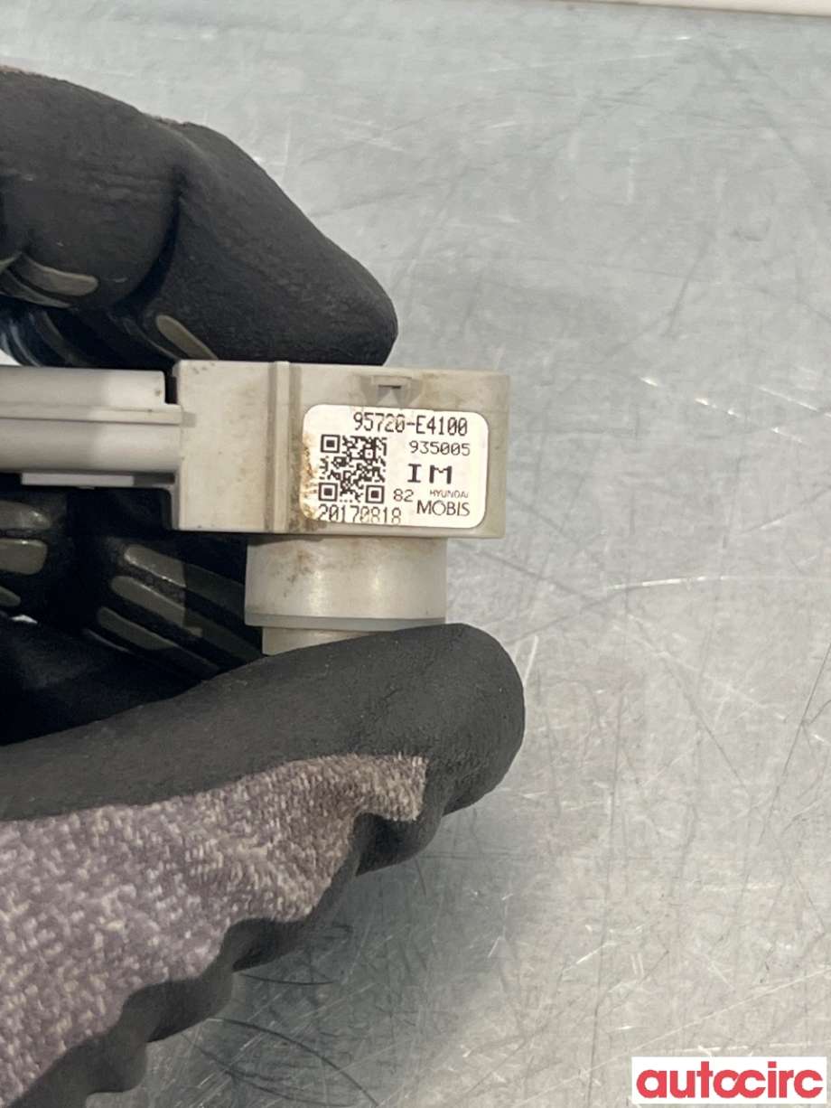 Parkeringssensor bak til Kia Soul 2014-2019 (Type II)  (KIA|95720E4100IM|)