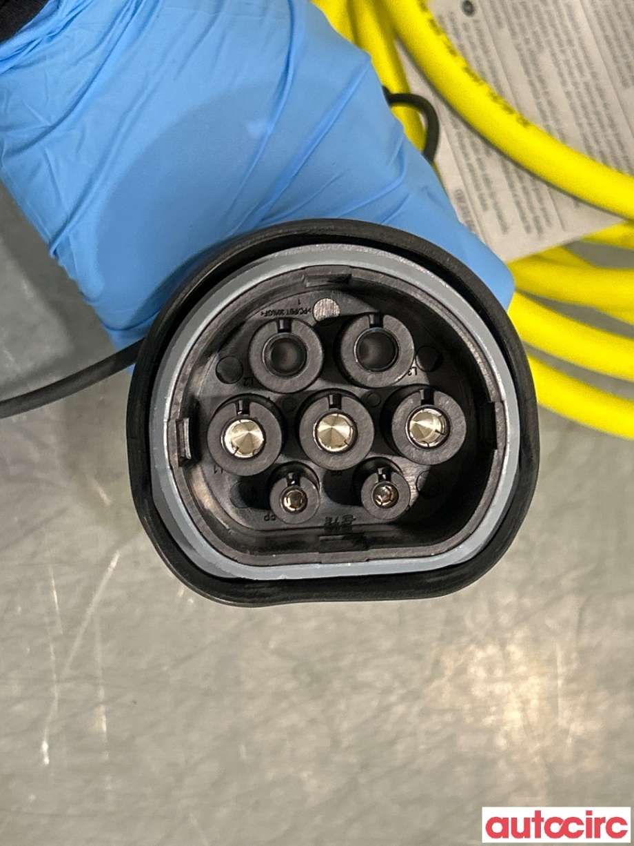 Batterilader kabel til VW Passat 2015-2019 (Fase 1) (B8) (B8) (VOLKSWAGEN|1EA971639G|1EA971639J|12E971675AB)