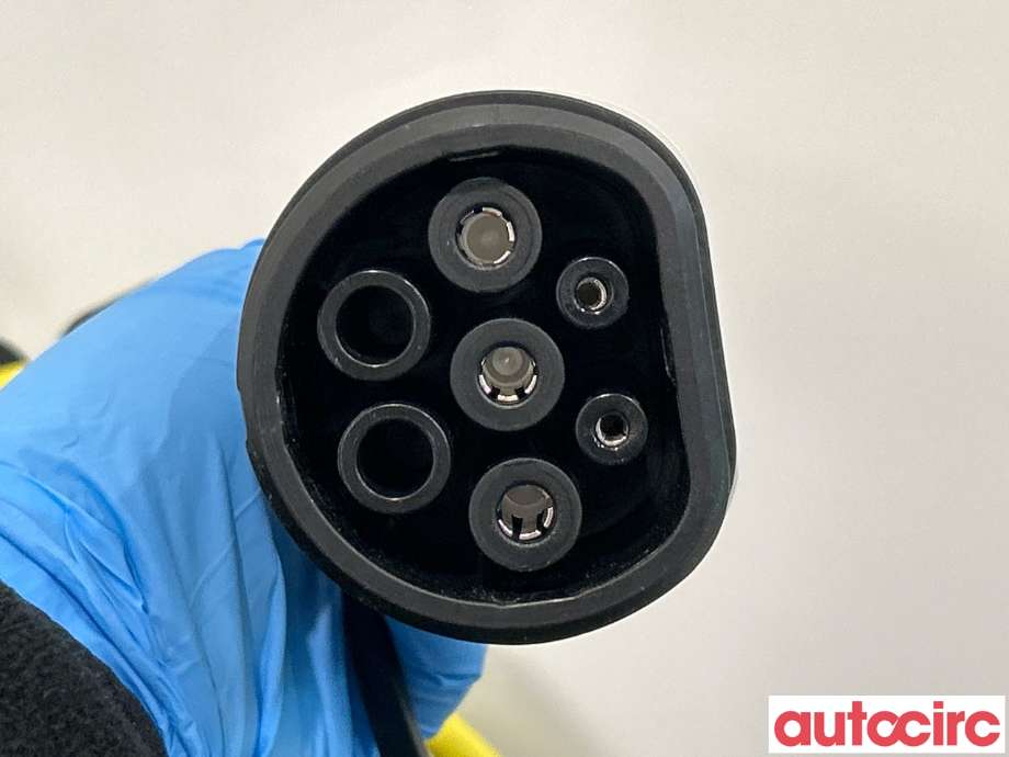 Batterilader kabel til VW Passat 2015-2019 (Fase 1) (B8) (B8) (VOLKSWAGEN|1EA971675AP)