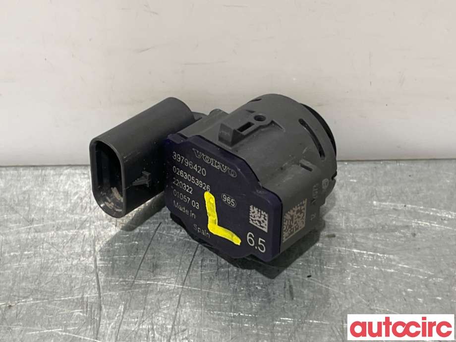 Parkeringssensor foran til Volvo C40 Recharge 2021-2024  (VOLVO|32271066|0263053926|39796420)