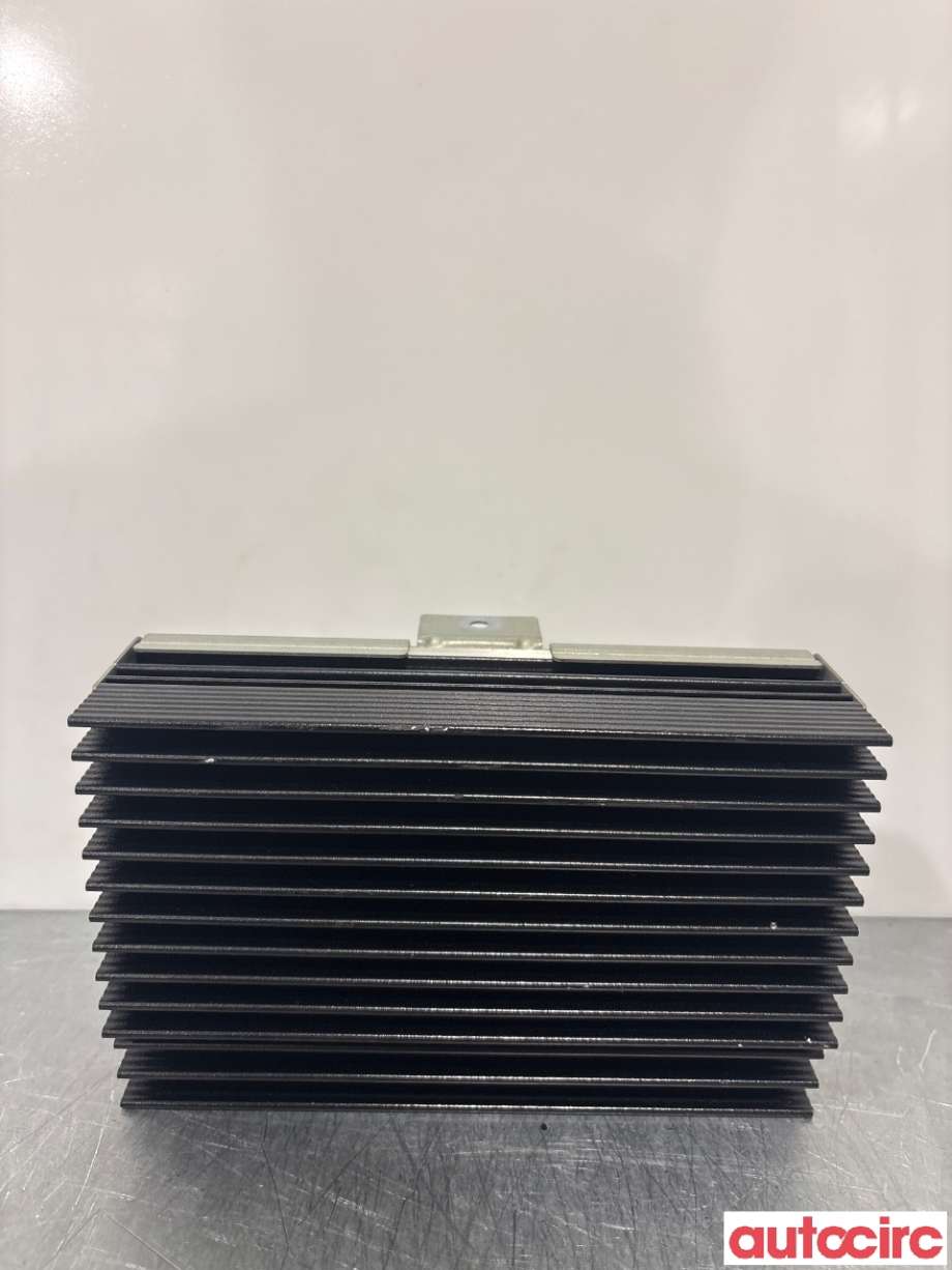 Bilstereo forsterker til BMW X5 2007-2013 (E70) (E70) (BMW|65122622681||65129133913)