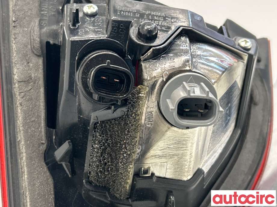 Baklykt venstre indre til Mazda CX-5 2012-2017 (Type I)  (MAZDA|KD53-51-3G0F|KD53513G0F|KD53513G0)