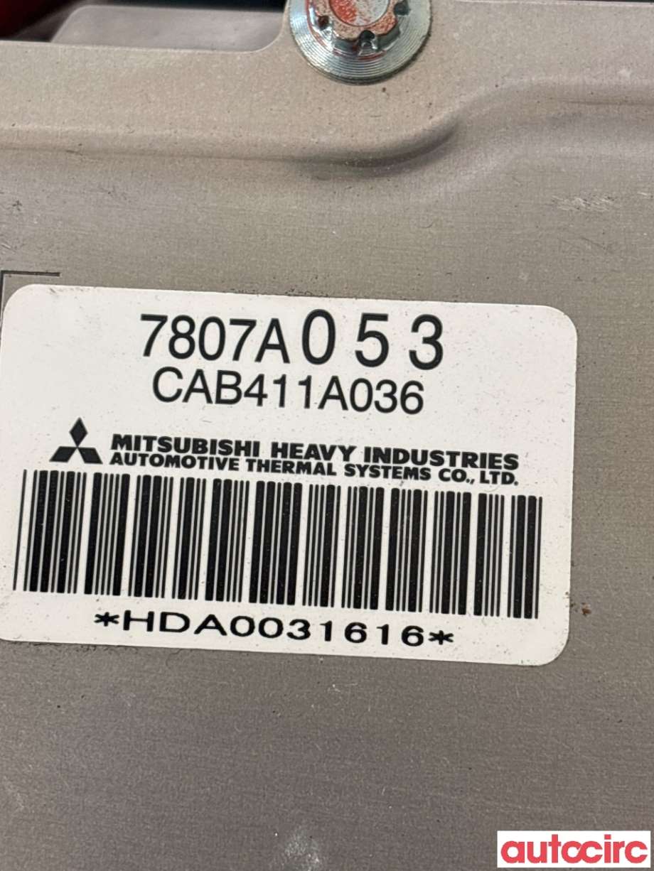 Varmeapparat til Mitsubishi Outlander 2015-->> (Type III, Fase 2) (MITSUBISHI|7807A053|CAB411A036)