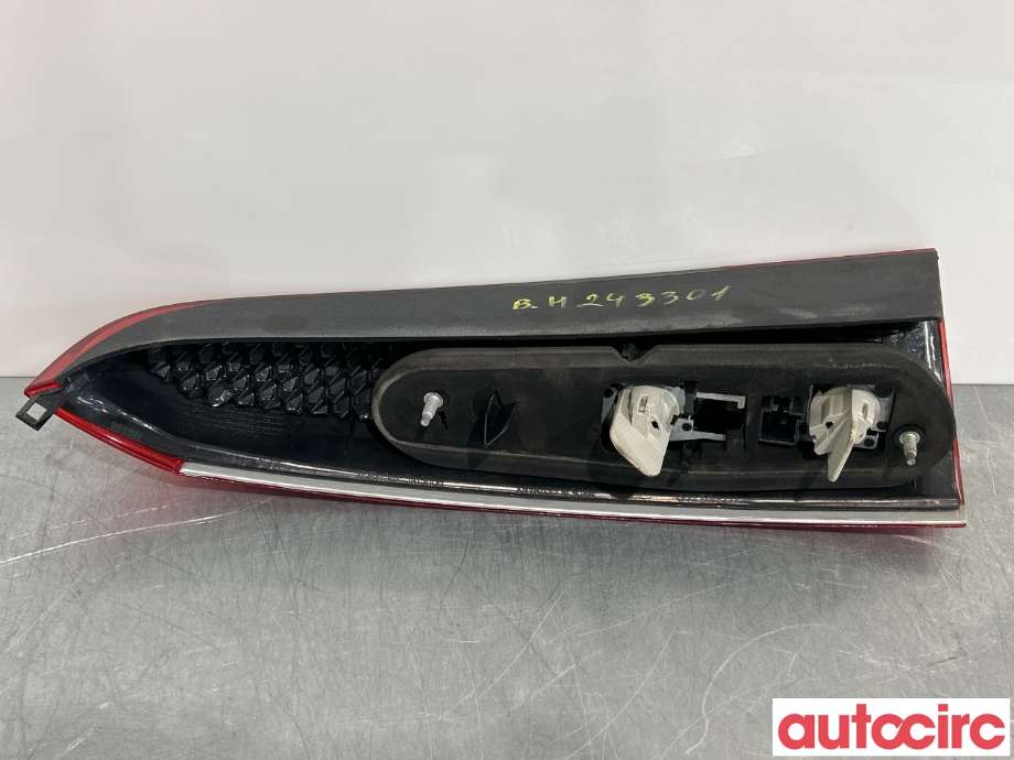 Baklykt høyre til Volvo XC70 2005-2007 (Type I, Fase 2)  (VOLVO|30655375|160986)