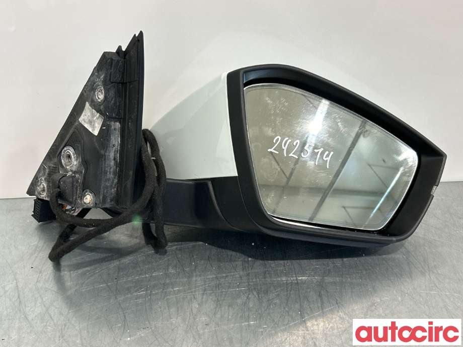 Diverse deler til Škoda Superb 2015-->> (Type III)  (SKODA|3V1857508C|3V0857934)