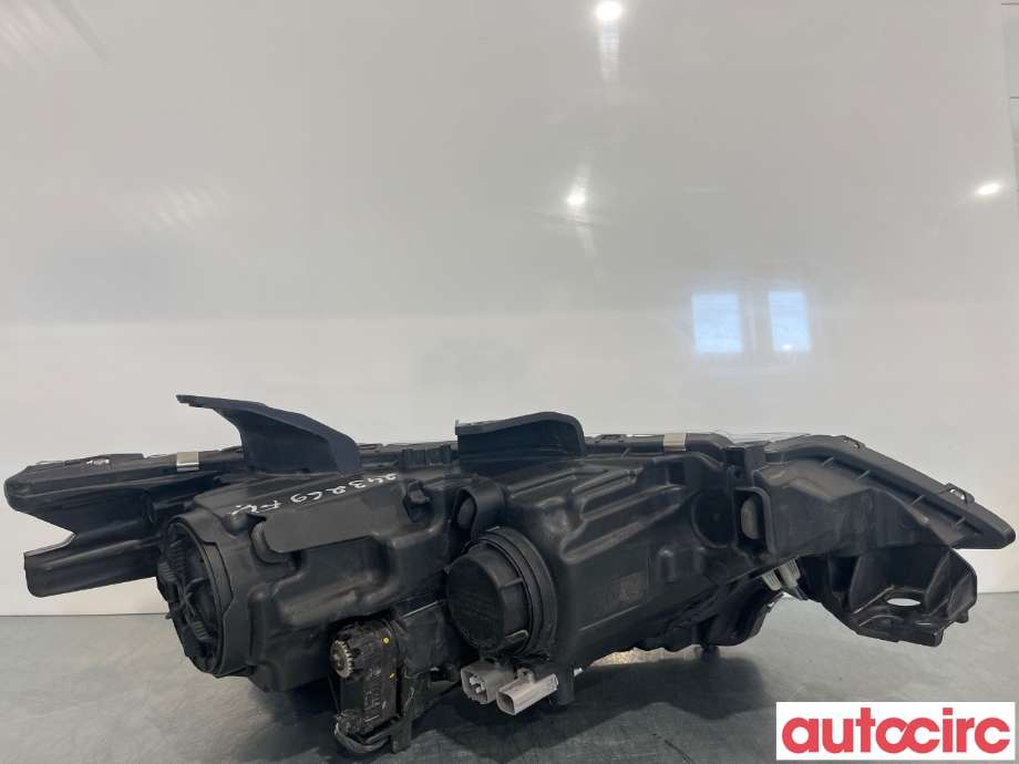 Frontlykt venstre halogen til Mitsubishi Outlander 2015-->> (Type III, Fase 2)  (MITSUBISHI|8301C853|)