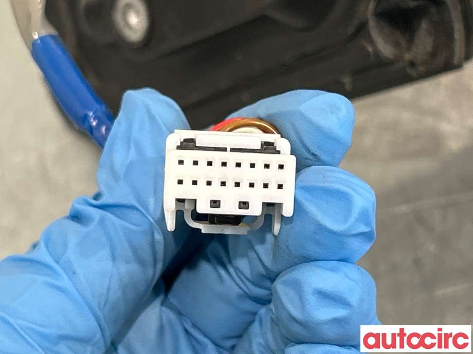 Diverse deler til Mitsubishi Outlander 2015-->> (Type III, Fase 2)  (MITSUBISHI|7632A794|)