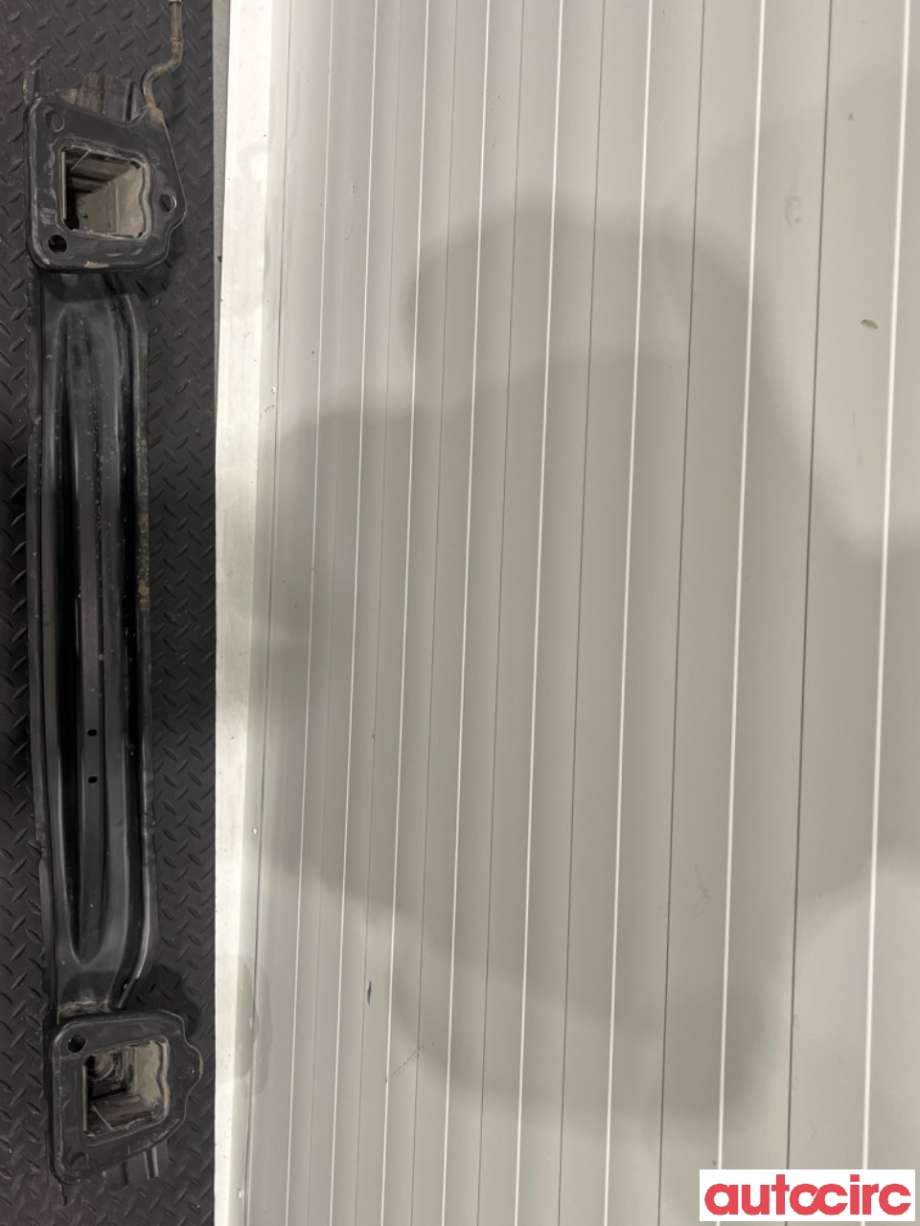 Støtfangerforsterkning bak til BMW X1 2009-2015 (E84) (E84) (BMW|51122990162||51112990162)