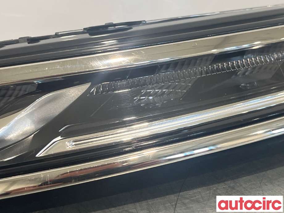 Frontlykt venstre halogen til Citroën C4, Cactus 2018-2021 (Fase 2) (CITROEN|9821287180|)