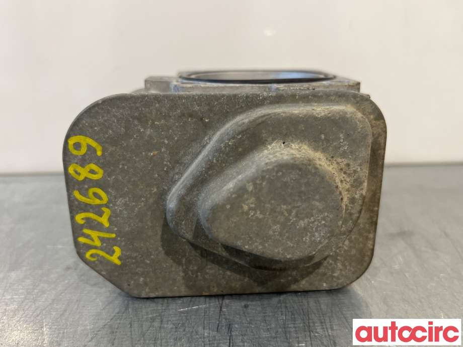 Spjeldhus til VW Caddy 2004-2010 (Type III, Fase 1) (VOLKSWAGEN|038128063J||038128063C)