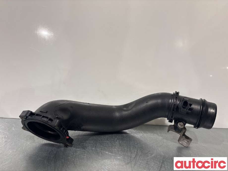 Turbo rør til Mercedes C-Klasse 2011-2014 (Fase 2) (W204) (W204) (MERCEDES|A6510900242|)