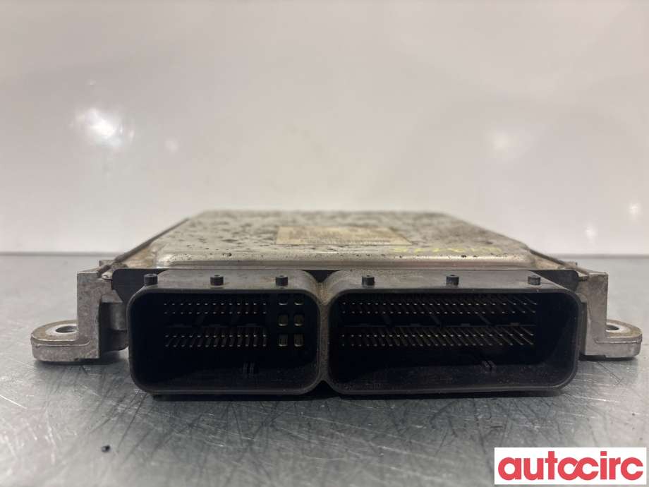 Styreenhet motor til Mercedes C-Klasse 2011-2014 (Fase 2) (W204) (W204) (MERCEDES|A6519007401|28381036)